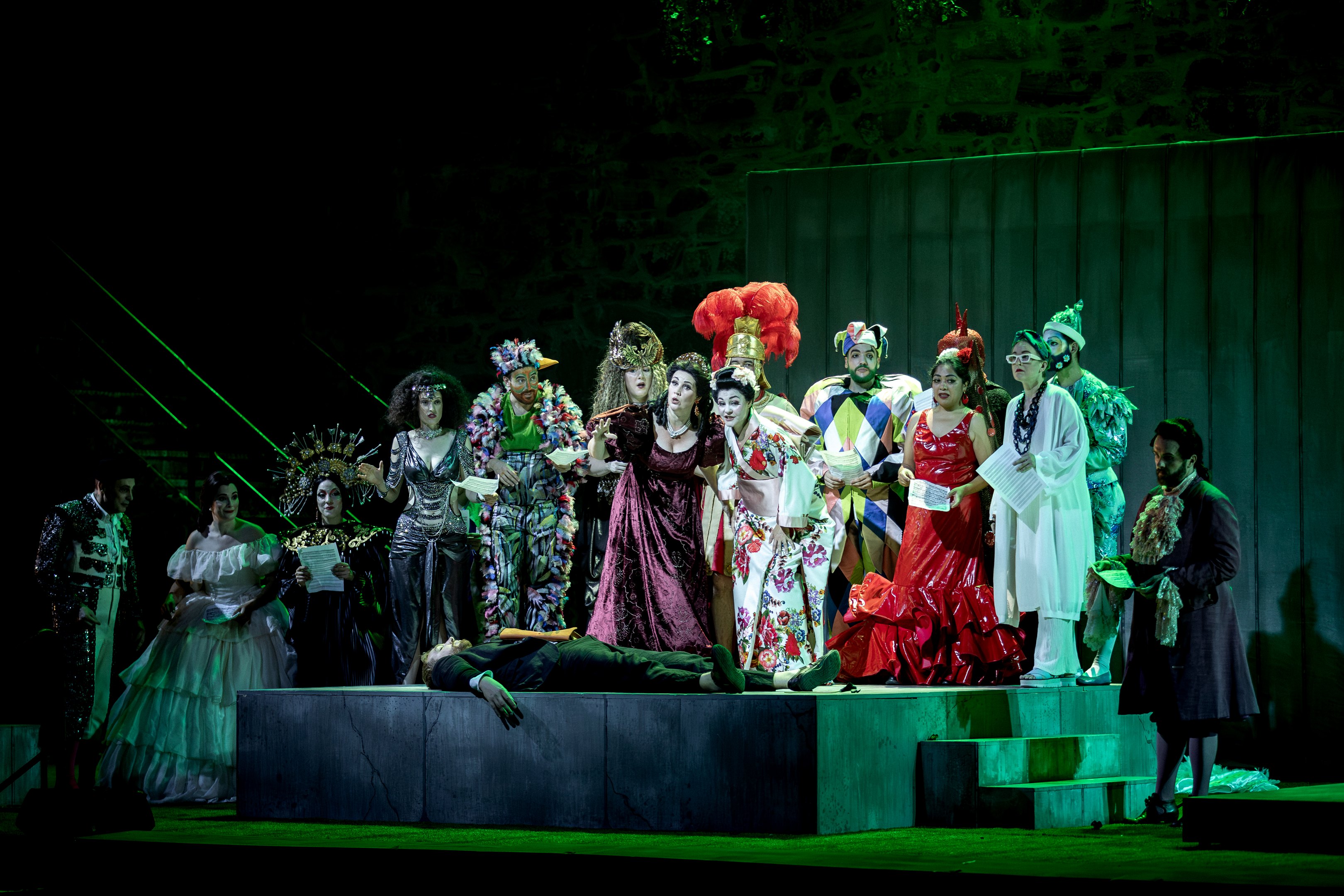 Spanish director Joan Anton Rechi's staging of »The Fairy Queen« i Savonlinna. © Jaa Tämä