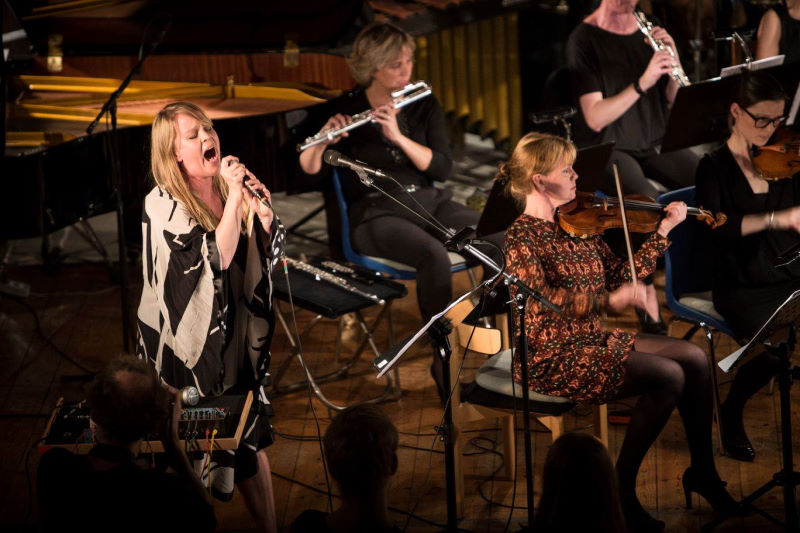 Jomi Massage og Athelas Sinfonietta. © Lars Bjarnø