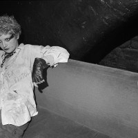 © Karen Knorr & Olivier Richon, Vortex 6 from the Punks series, 1976 - 1977, gelatin silver print on paper,18,7 x 28,2 cm, Tate. Courtesy of the artists.