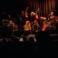 Pat Thomas and Stavanger's Kitchen Orchestra. © Carlos H. Juica