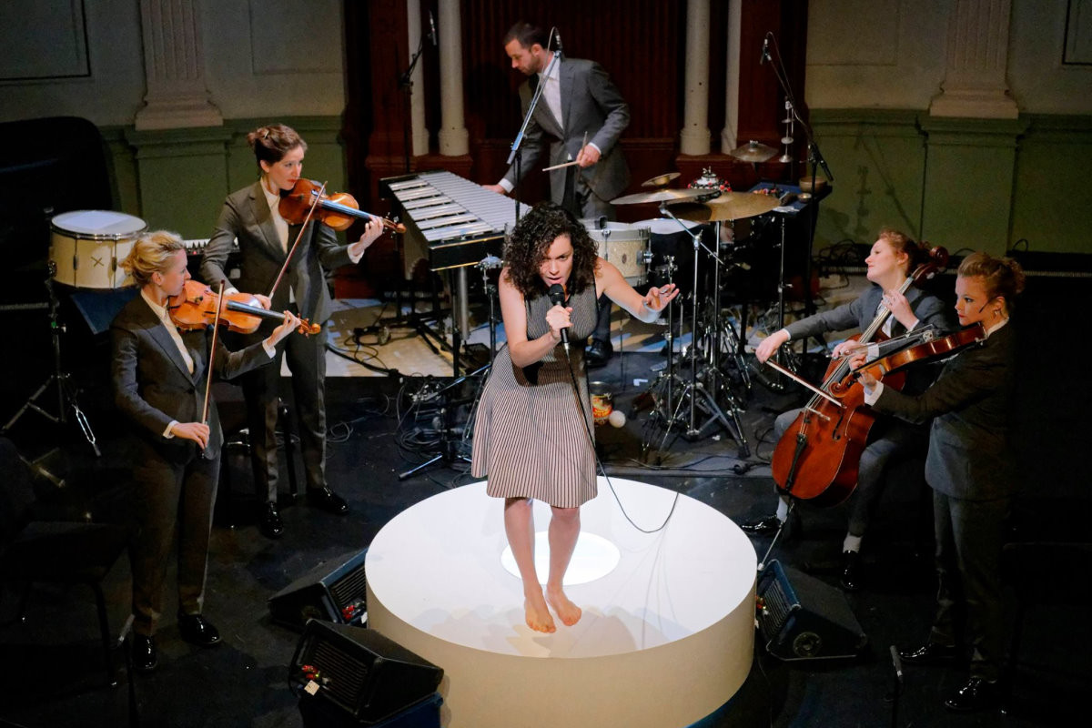 Ragazze Kvartetten og Nora Fischer. © Paul Janssen