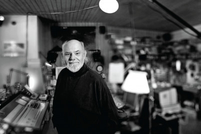 Jens Wilhelm Pedersen, bedre kendt som Fuzzy, i sit værksted. © Lars Svankjær Fuzzy. © Lars Svankjær